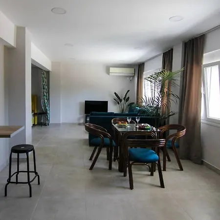 Oleander Beach House Apartment *